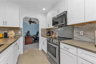 610 Eleuthera Dr, Punta Gorda, FL 33950 - Photo 7