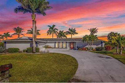 138 Colonial Street SW, Port Charlotte, FL 33952 - Photo 5