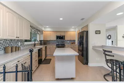 138 Colonial Street SW, Port Charlotte, FL 33952 - Photo 27