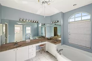 12942 SW Kingsway Cir, Lake Suzy, FL 34269 - Photo 23