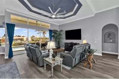 360 Capri Isles Court, Punta Gorda, FL 33950 - Photo 15