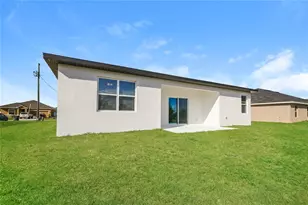 1055 Desmoines Ln, Poinciana, FL 34759 - Photo 13