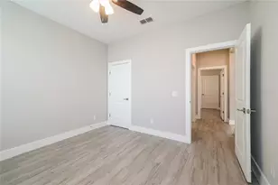 1055 Desmoines Ln, Poinciana, FL 34759 - Photo 9