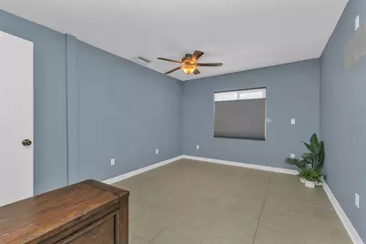 923 Linnaen Terrace NW, Port Charlotte, FL 33948 - Photo 21