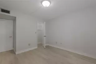 9150 Fontainebleau Blvd, Miami, FL 33174 - Photo 17