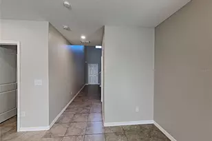 15320 Broad Brush Dr, Ruskin, FL 33573 - Photo 5