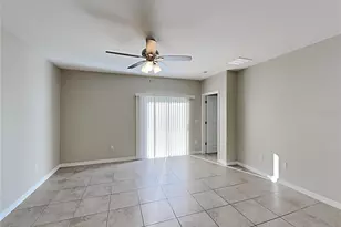 15320 Broad Brush Dr, Ruskin, FL 33573 - Photo 3