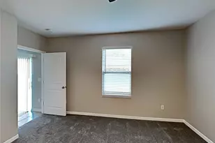 15320 Broad Brush Dr, Ruskin, FL 33573 - Photo 9