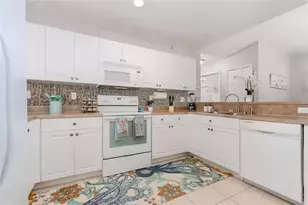 2705 SW 11th Pl, Cape Coral, FL 33914 - Photo 9