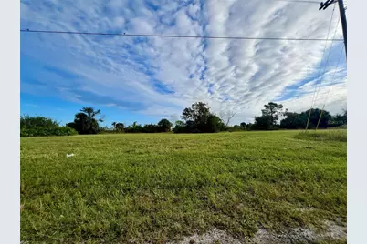 1857 NE 23rd Street, Cape Coral, FL 33909 - Photo 5