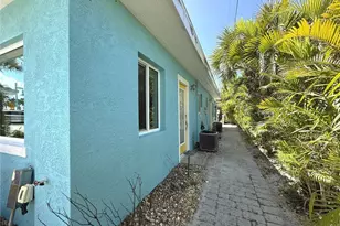 1290 Shoreview Dr, Englewood, FL 34223 - Photo 45