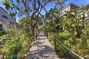 1628 Clower Creek Dr, Sarasota, FL 34231 - Photo 37