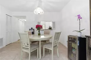 1628 Clower Creek Dr, Sarasota, FL 34231 - Photo 13