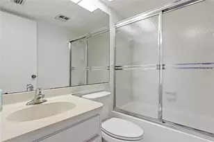 1628 Clower Creek Dr, Sarasota, FL 34231 - Photo 23