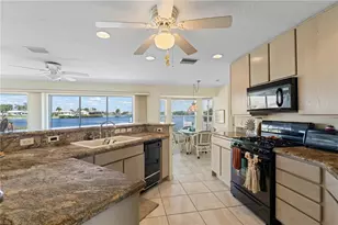 109 W Tarpon Blvd NW, Port Charlotte, FL 33952 - Photo 27