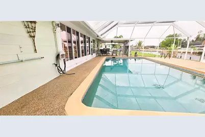 392 E Tarpon Boulevard NW, Port Charlotte, FL 33952 - Photo 3