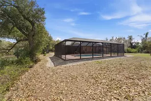 27300 San Carlos Dr, Punta Gorda, FL 33983 - Photo 23