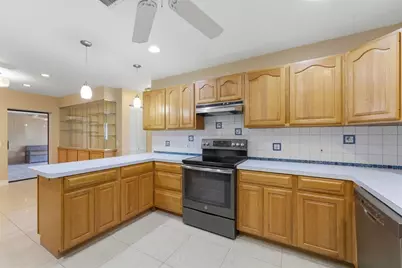 27300 San Carlos Drive, Punta Gorda, FL 33983 - Photo 9