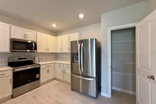 9404 Sunbeam Cir, Punta Gorda, FL 33950 - Photo 17