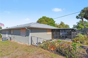 1330 Kensington St, Port Charlotte, FL 33952 - Photo 7