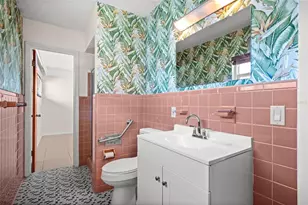 801 Pinellas Point Dr S, Saint Petersburg, FL 33705 - Photo 13