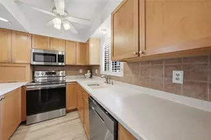 208 Lewis Circle, Punta Gorda, FL 33950 - Photo 13