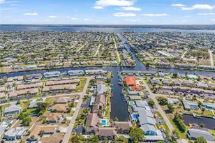 3935 Country Club Blvd, Cape Coral, FL 33904 - Photo 29