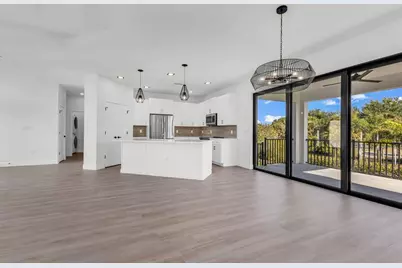 18514 Ashcroft Circle, Port Charlotte, FL 33948 - Photo 5