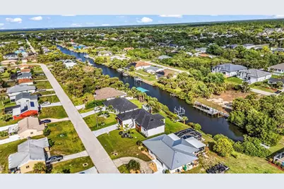 18514 Ashcroft Circle, Port Charlotte, FL 33948 - Photo 39