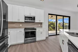 18514 Ashcroft Cir, Port Charlotte, FL 33948 - Photo 7