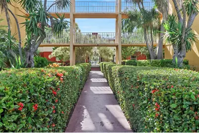 2366 E Mall Drive #101, Fort Myers, FL 33901 - Photo 3