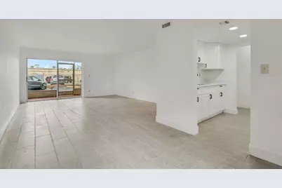 2366 E Mall Drive #101, Fort Myers, FL 33901 - Photo 5