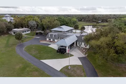 4610 Hidden River Road, Sarasota, FL 34240 - Photo 3