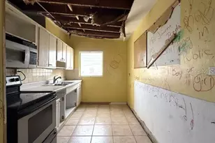 21661 Augusta Ave, Port Charlotte, FL 33952 - Photo 11