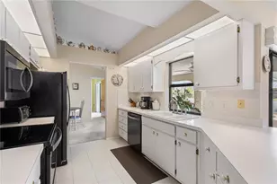 2146 Peterborough Rd, Punta Gorda, FL 33983 - Photo 13