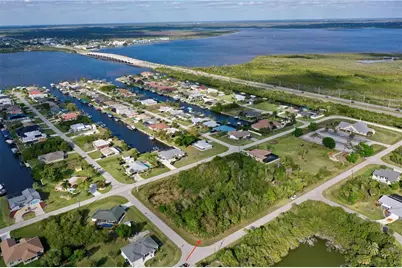 14158 Hopewell Avenue, Port Charlotte, FL 33981 - Photo 5