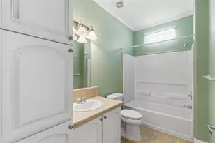 24556 Rio Villa Lakes Cir, Punta Gorda, FL 33950 - Photo 17