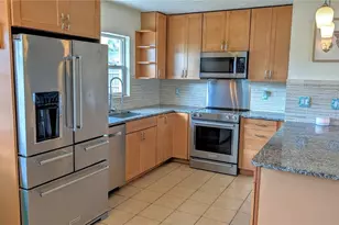 1212 Pineland Ave, Venice, FL 34285 - Photo 17