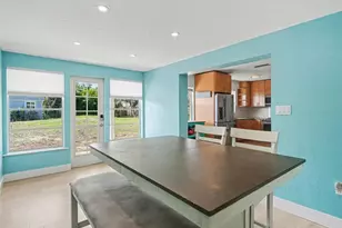 1212 Pineland Ave, Venice, FL 34285 - Photo 13