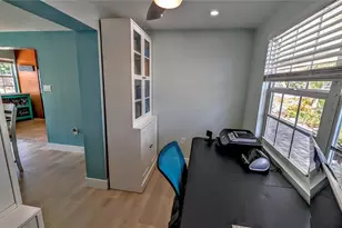 1212 Pineland Ave, Venice, FL 34285 - Photo 21