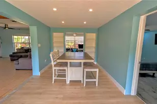 1212 Pineland Ave, Venice, FL 34285 - Photo 11