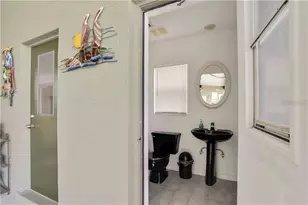 15352 Pottstown Ave, Port Charlotte, FL 33981 - Photo 29