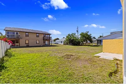 1013 Country Club Boulevard #1101, Cape Coral, FL 33990 - Photo 43