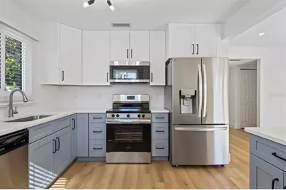 1013 Country Club Boulevard #1101, Cape Coral, FL 33990 - Photo 5