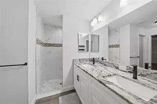 17507 Waco Ave, Port Charlotte, FL 33948 - Photo 15