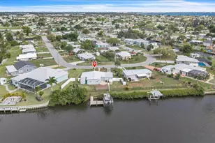 137 Poinsettia Cir NE, Port Charlotte, FL 33952 - Photo 29