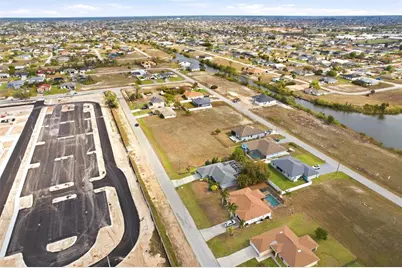 217 NW 20th Avenue, Cape Coral, FL 33993 - Photo 7