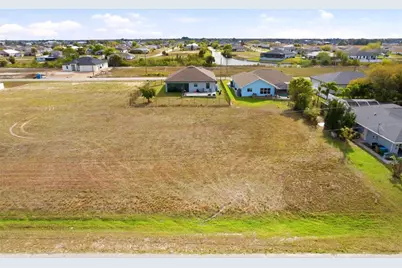 217 NW 20th Avenue, Cape Coral, FL 33993 - Photo 3