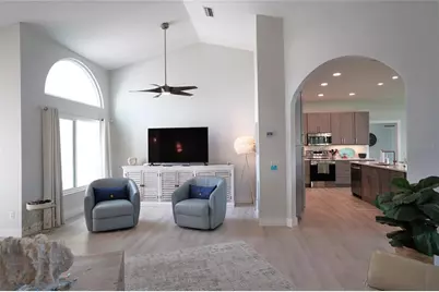 204 Carriage House Lane #204, Nokomis, FL 34275 - Photo 15