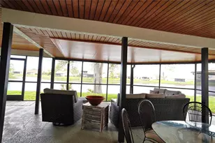 204 Carriage House Ln, Nokomis, FL 34275 - Photo 33